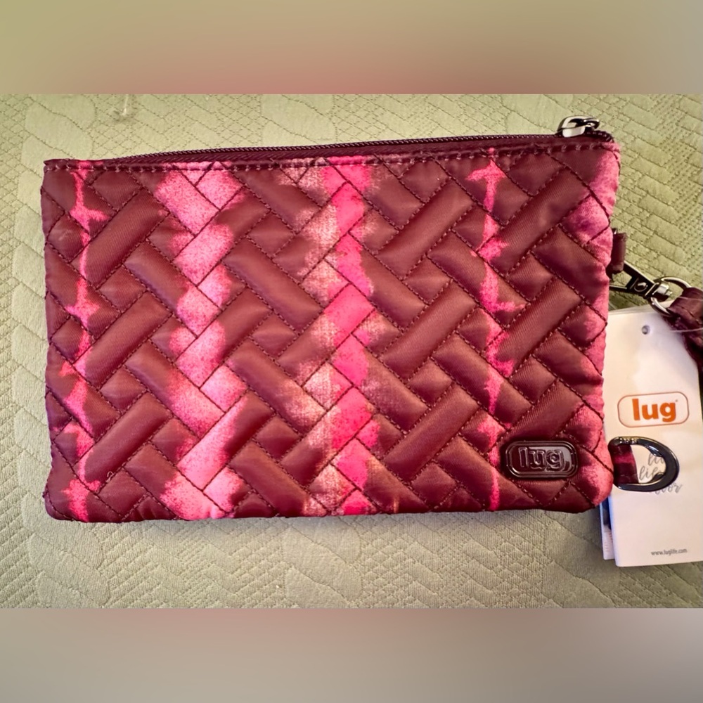 Lug Peeaboo Shibori Pink Wristlet Wallet Phone Case NWT’s
